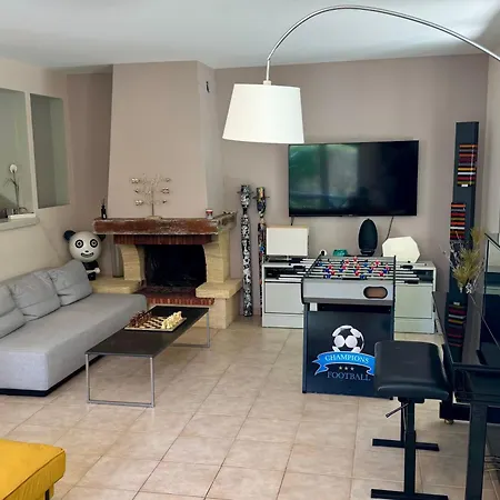 Villa Elegant 4-5 Bedrooms Walk To Palais & Beaches *